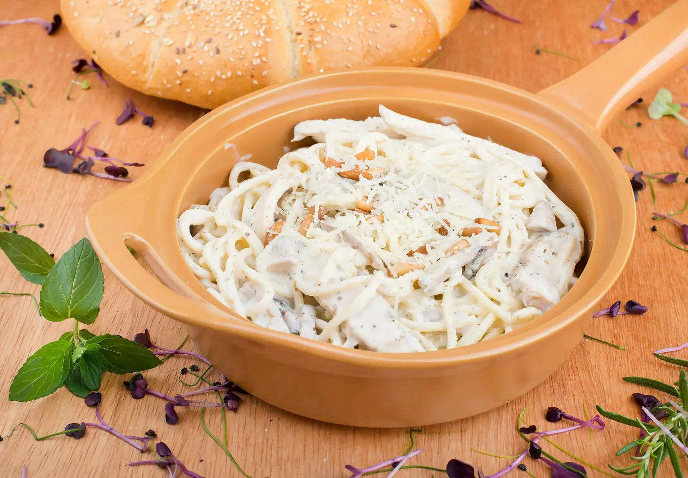 chicken and shrimp alfredo